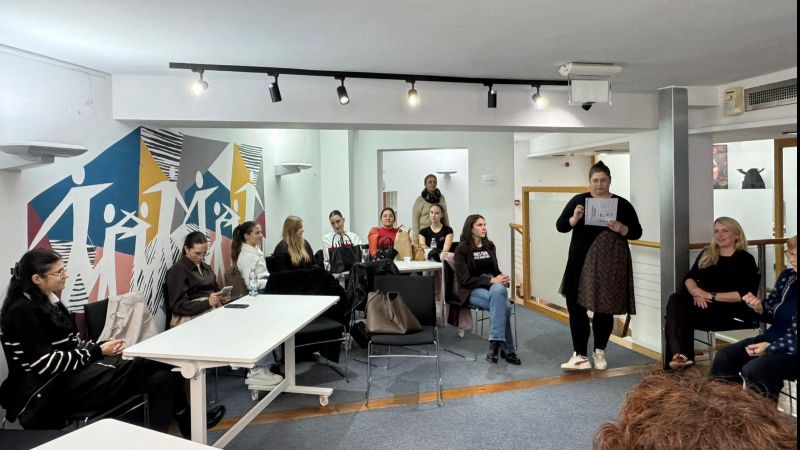 Naočale kroz koje pričamo